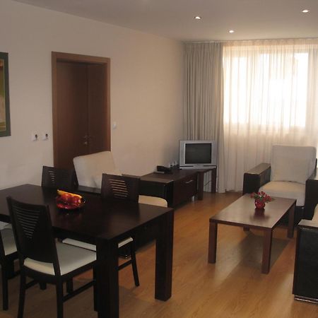 Aparthotel Winslow Highland Bansko Bagian luar foto