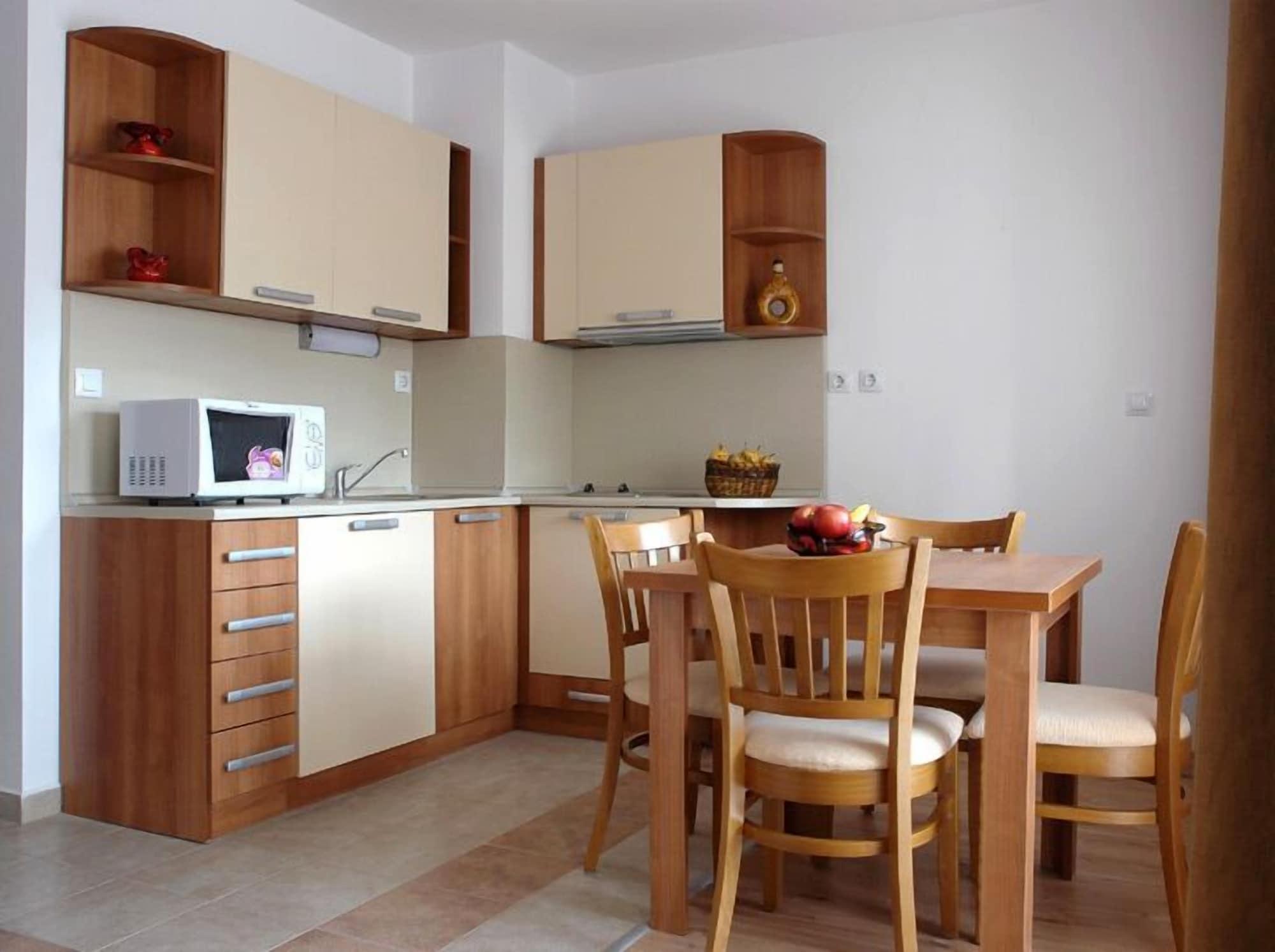Aparthotel Winslow Highland Bansko Bagian luar foto